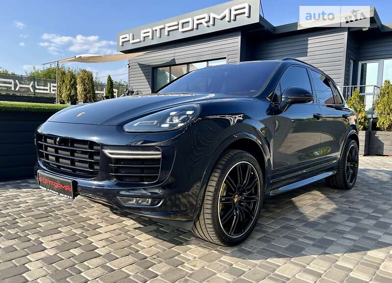 2016 porsche cayenne