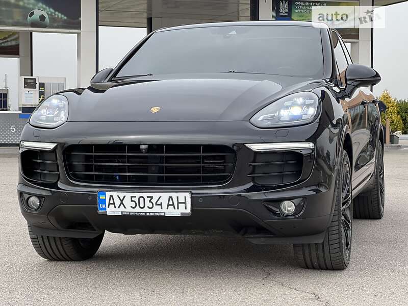 2016 porsche cayenne