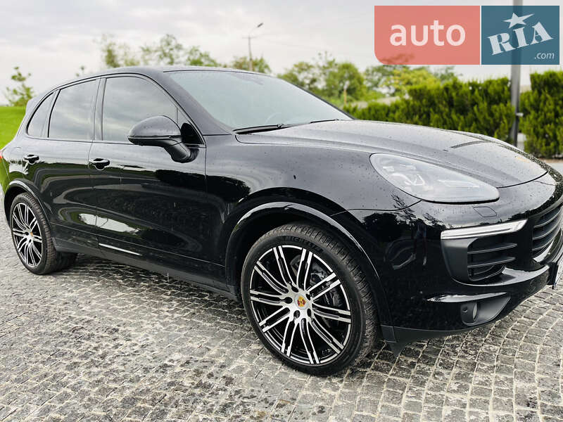 2016 porsche cayenne