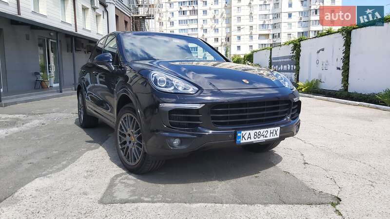 2017 porsche cayenne