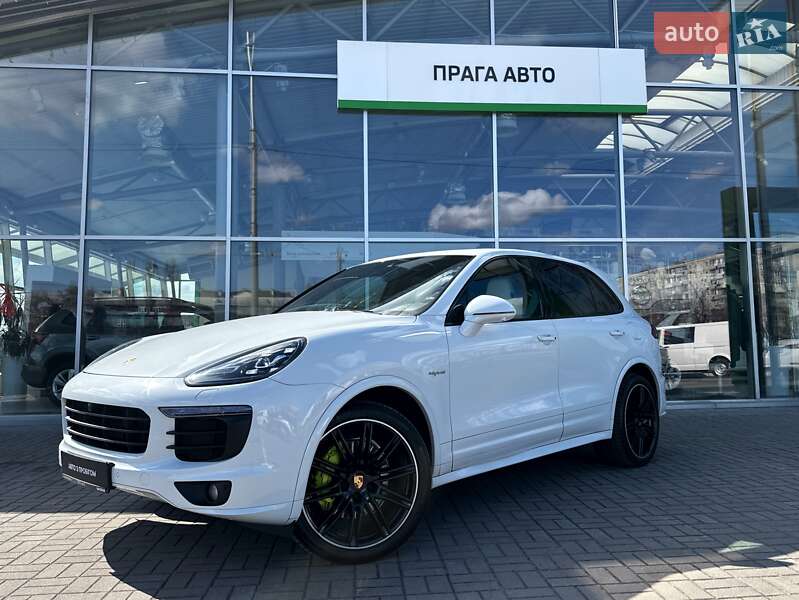2017 porsche cayenne