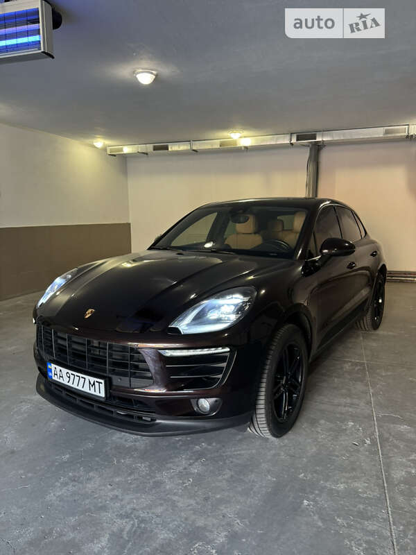 2017 porsche macan