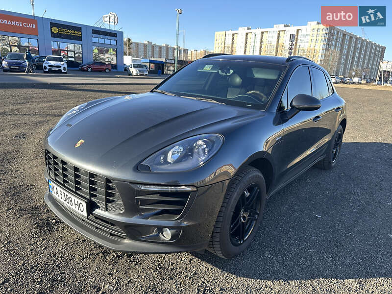 2016 porsche macan