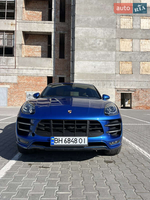2017 porsche macan