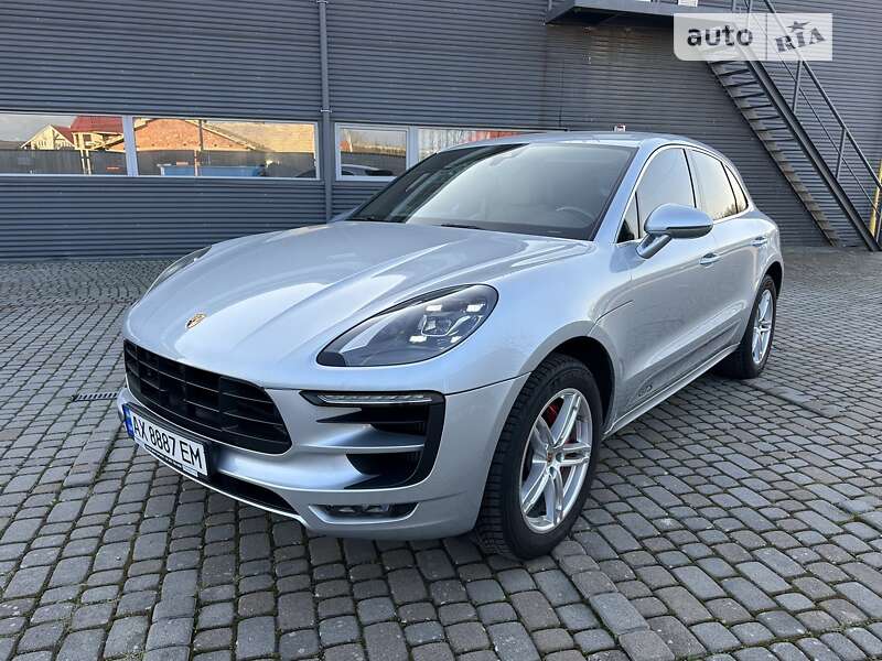 2018 porsche macan