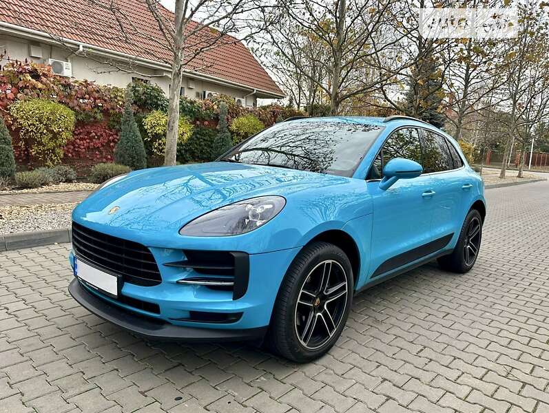2018 porsche macan