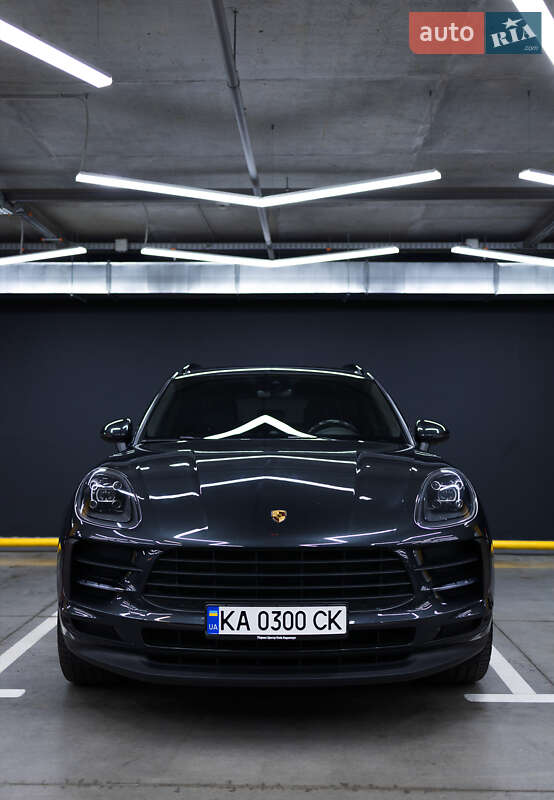 2018 porsche macan