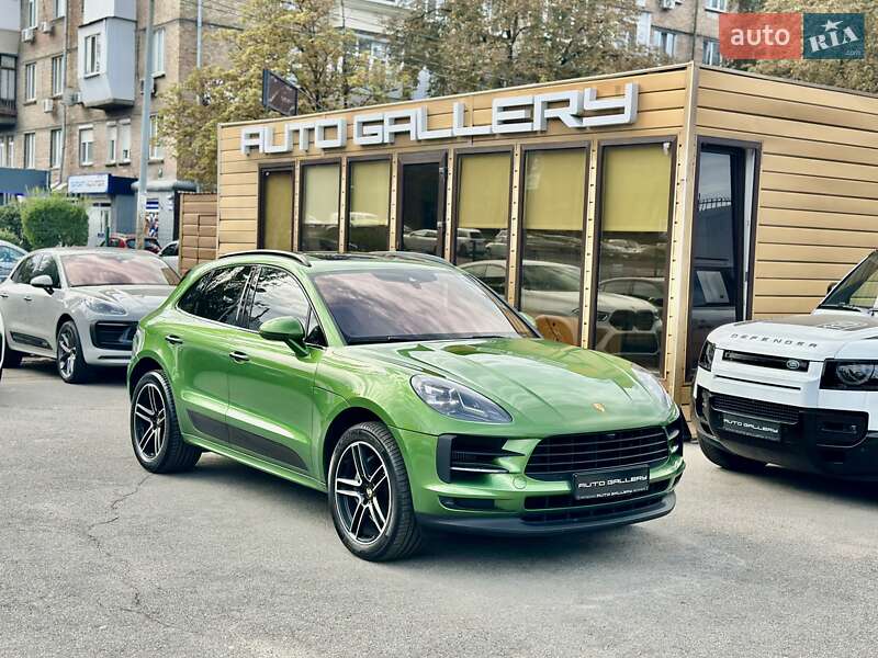 2018 porsche macan