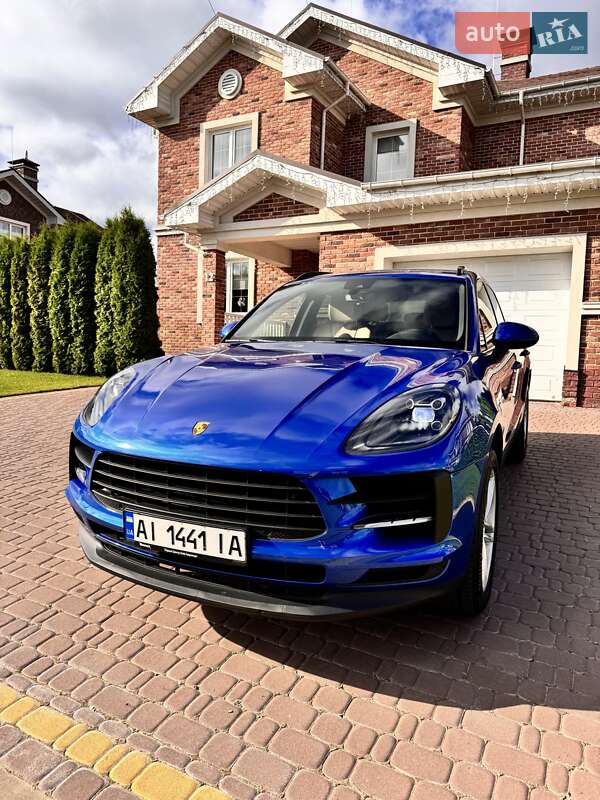 2020 porsche macan