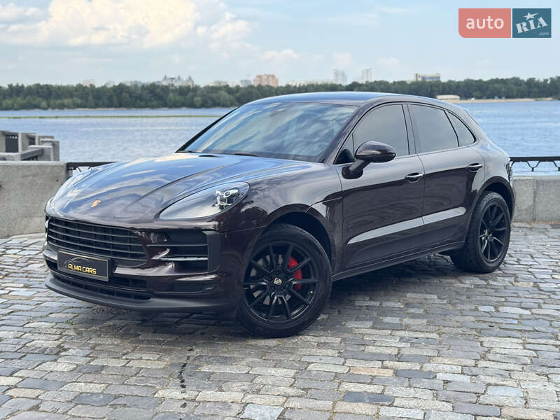 2020 porsche macan