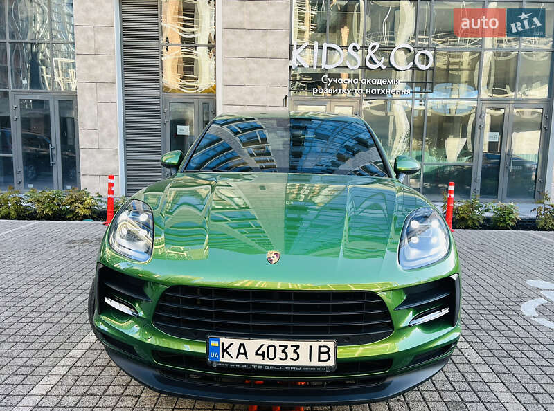 2021 porsche macan
