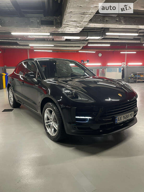 2021 porsche macan