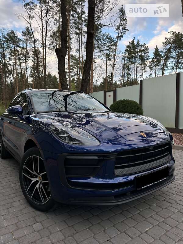 2021 porsche macan
