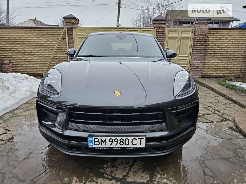 2021 porsche macan