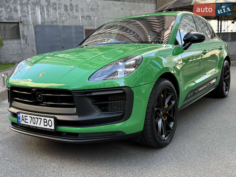 2022 porsche macan gts