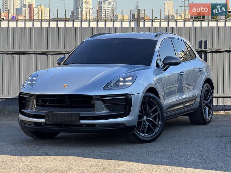 2023 porsche macan