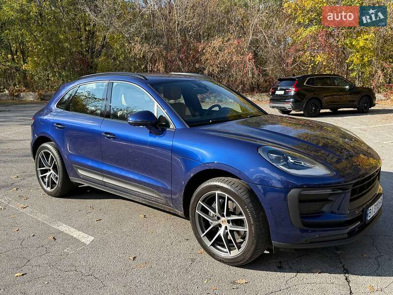 2023 porsche macan