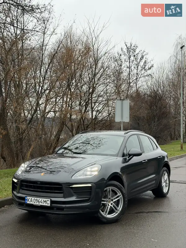 2023 porsche macan