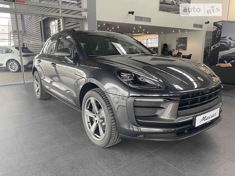 2023 porsche macan t