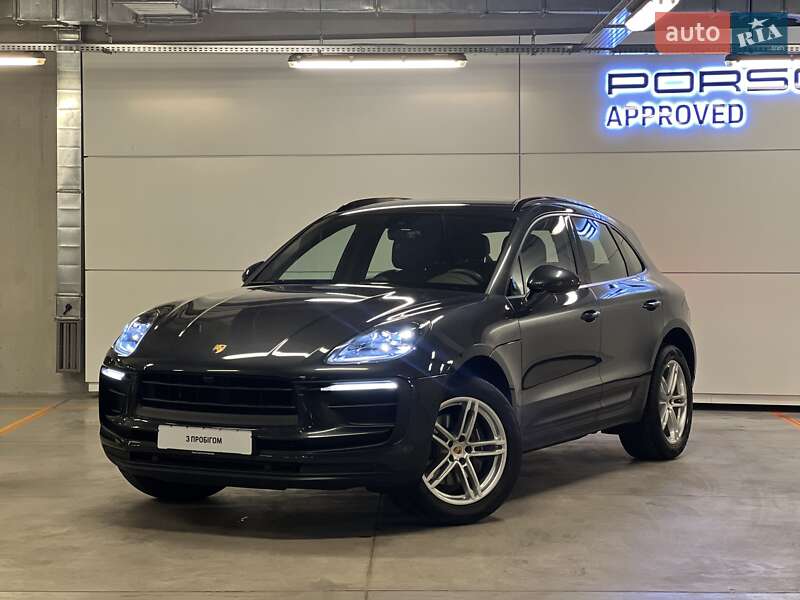 2024 porsche macan r4