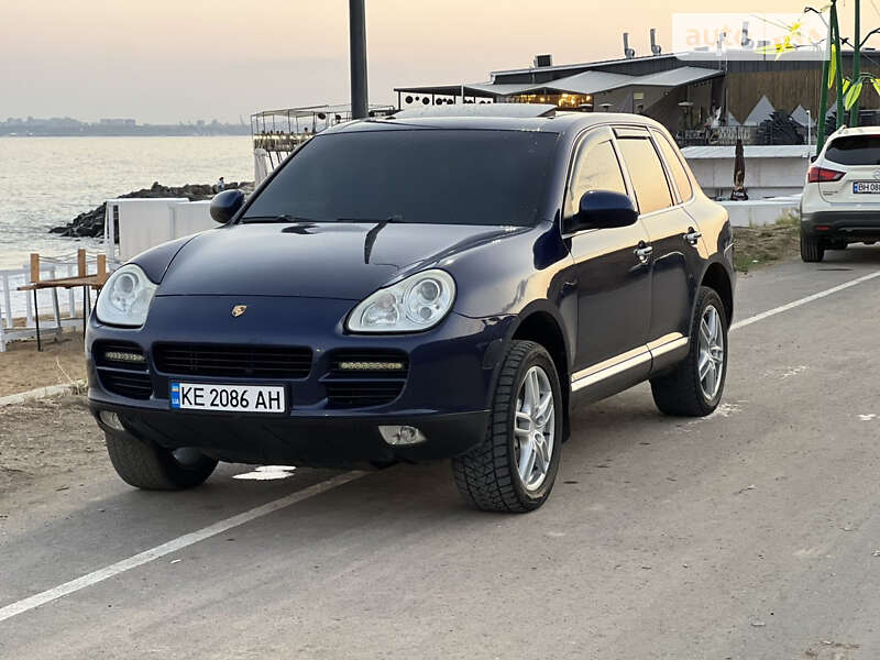 2003 porsche cayenne