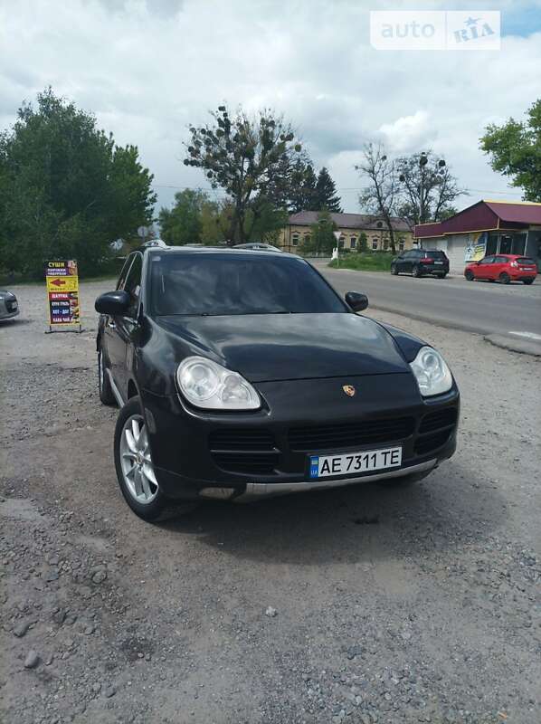 2004 porsche cayenne