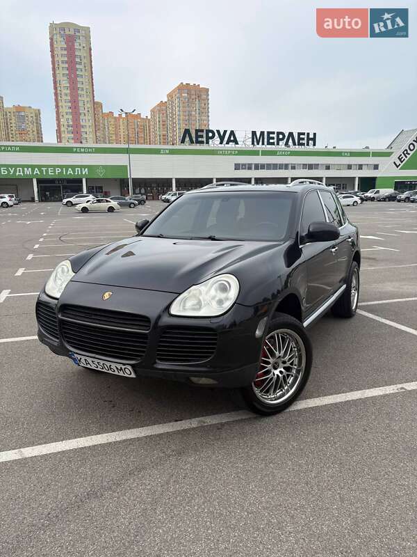 2004 porsche cayenne
