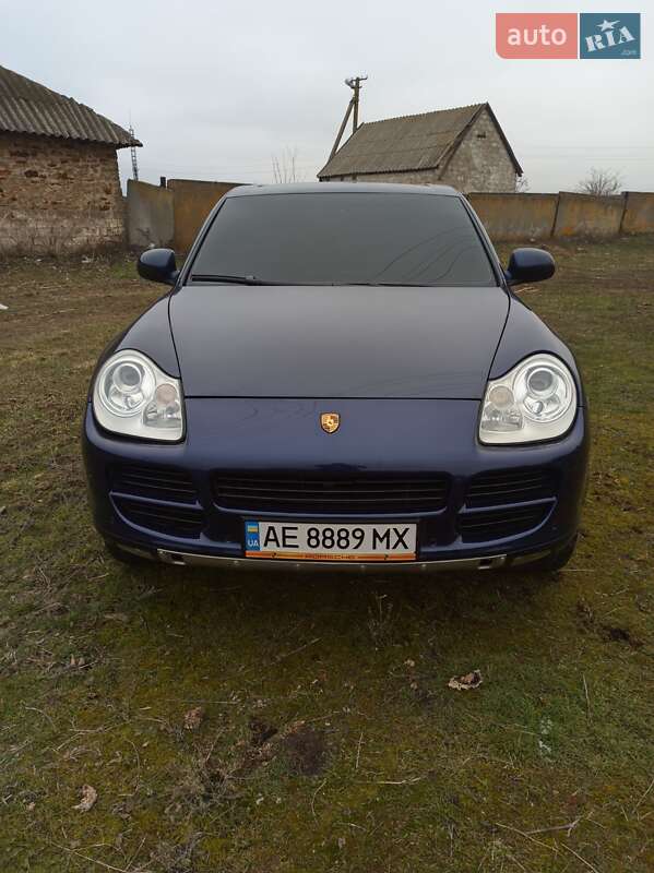 2005 porsche cayenne