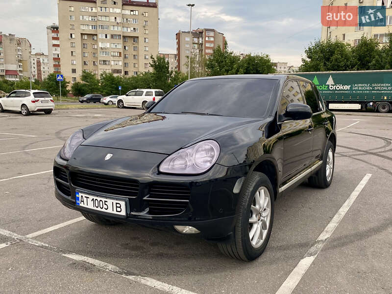 2005 porsche cayenne
