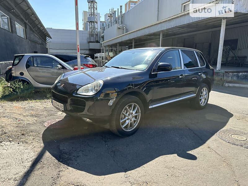 2005 porsche cayenne