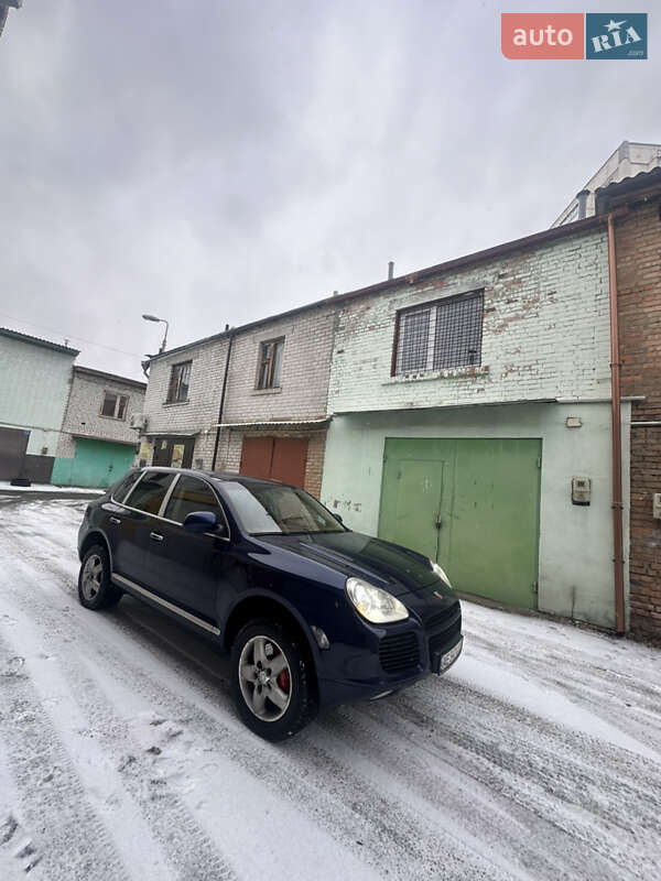 2005 porsche cayenne