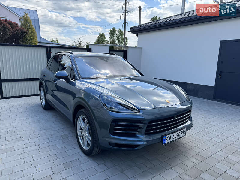 2017 porsche cayenne