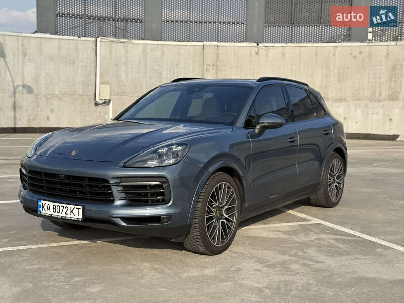 2017 porsche cayenne