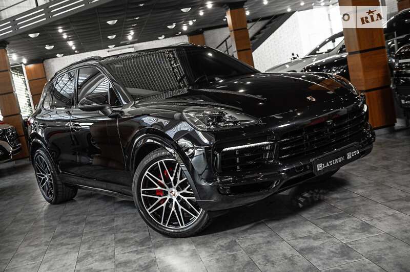 2018 porsche cayenne