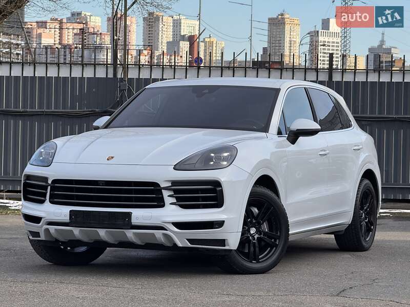 2018 porsche cayenne