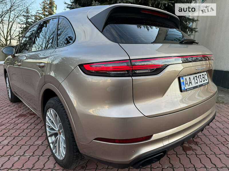 2018 porsche cayenne