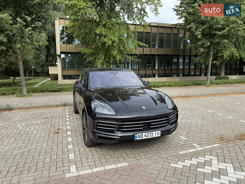 2018 porsche cayenne