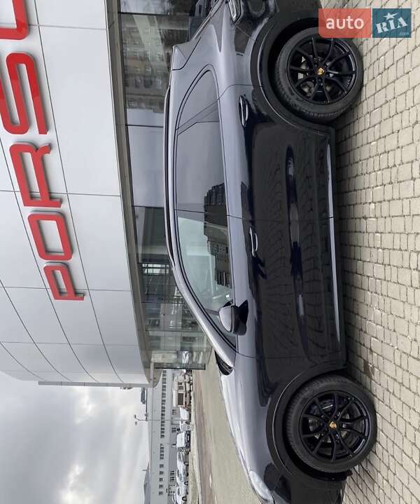 2018 porsche cayenne