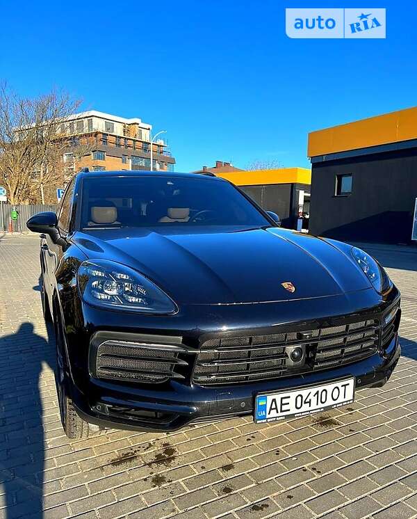 2018 porsche cayenne