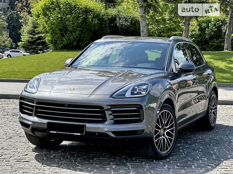 2018 porsche cayenne