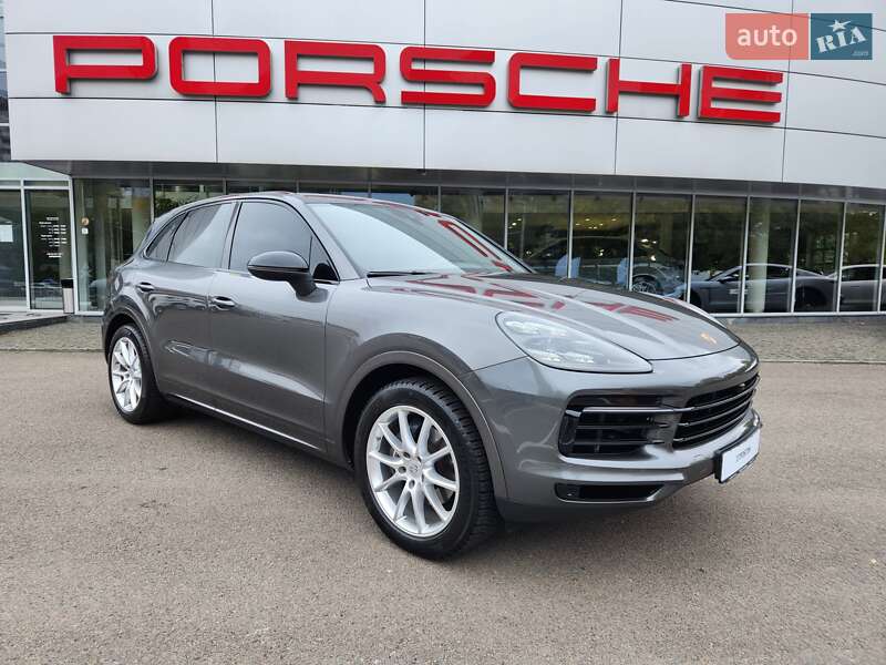 2019 porsche cayenne