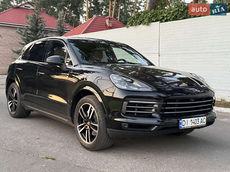 2019 porsche cayenne