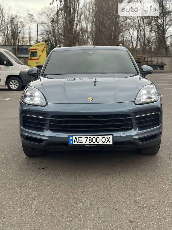2019 porsche cayenne