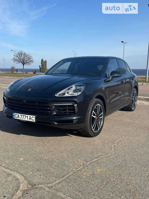 2018 porsche cayenne
