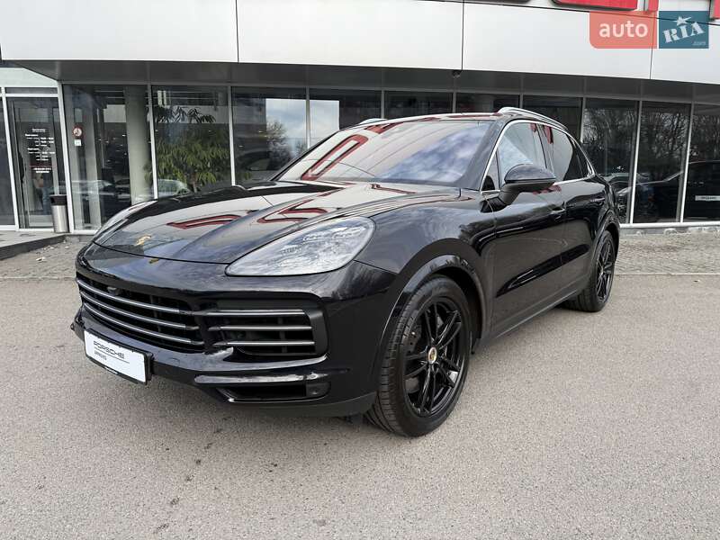 2019 porsche cayenne