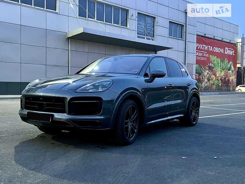 2019 porsche cayenne