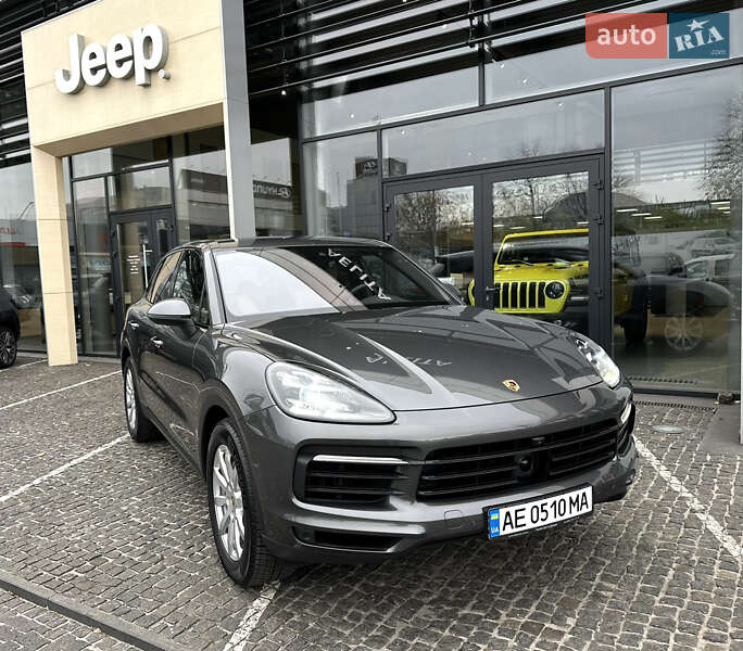 2020 porsche cayenne