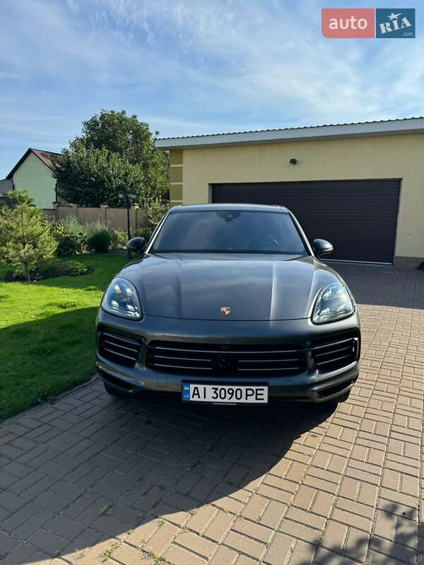 2019 porsche cayenne