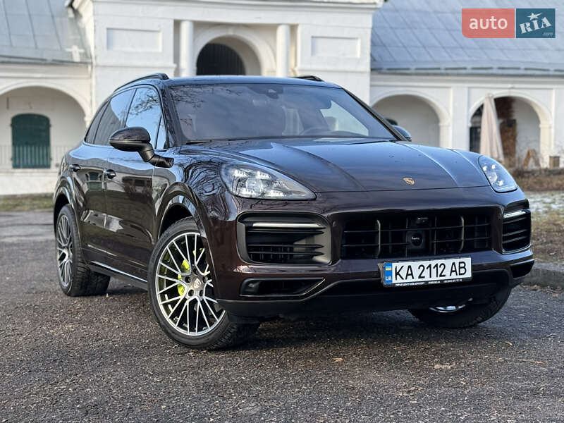 2021 porsche cayenne