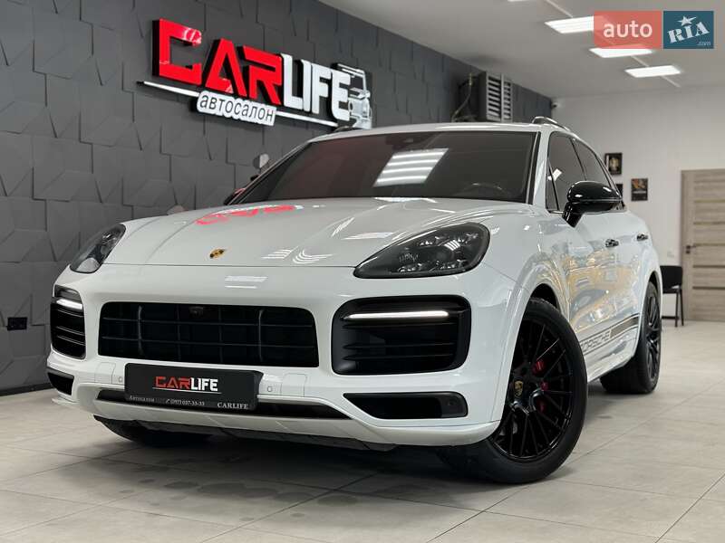 2020 porsche cayenne